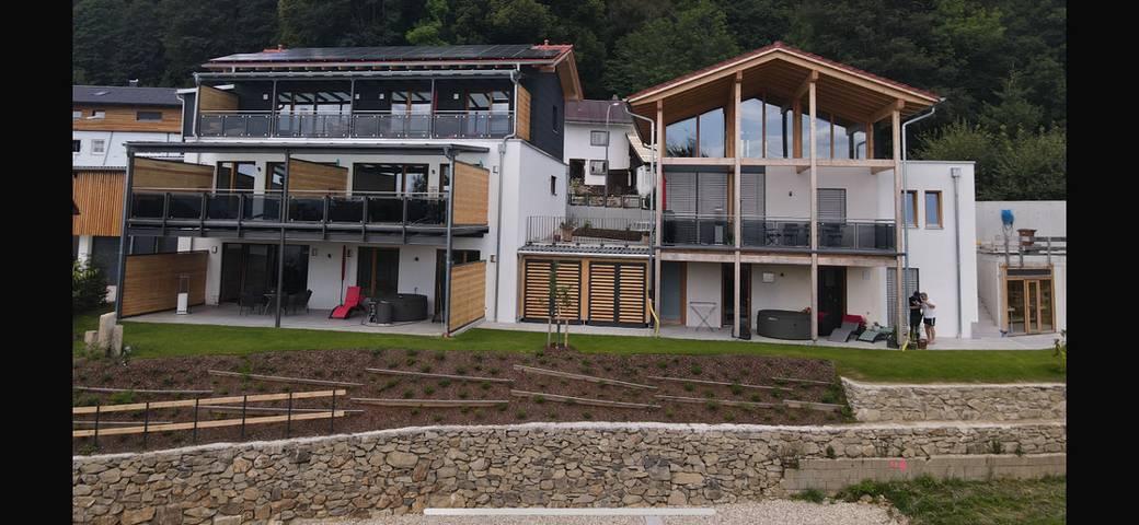 Ferienwohnung für 2 Personen, mit Balkon und Balkon/Terrasse sowie Whirlpool und Terrasse in Rabenstein (Bayern)
