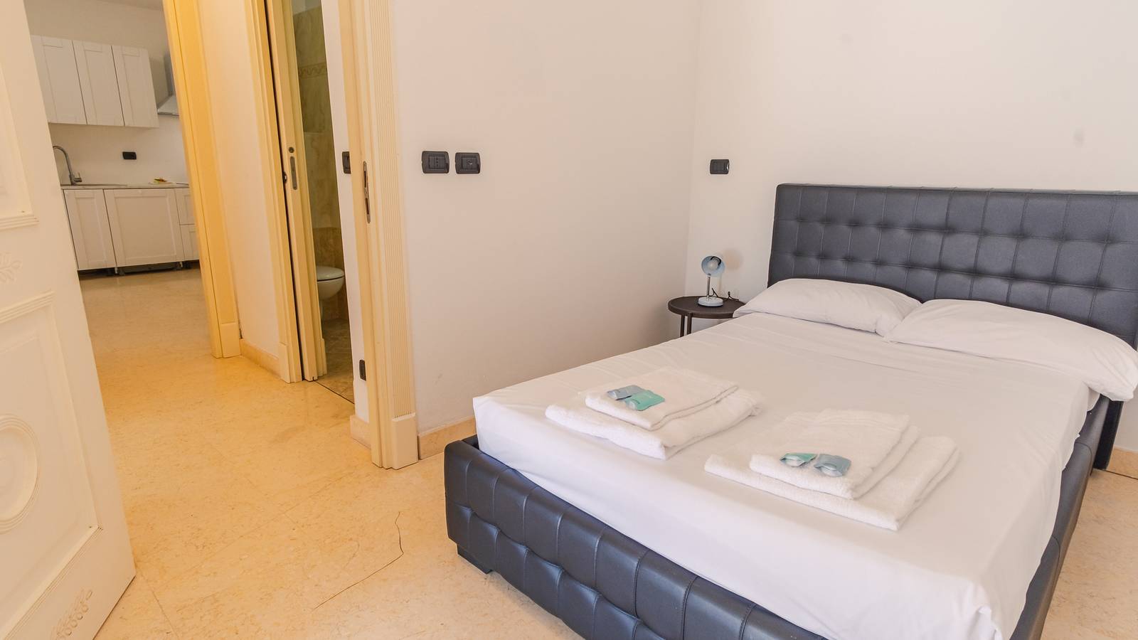 Appartement entier, Appartement de vacances pour 4 personnes avec piscine in Rivoltella del Garda, Desenzano del Garda
