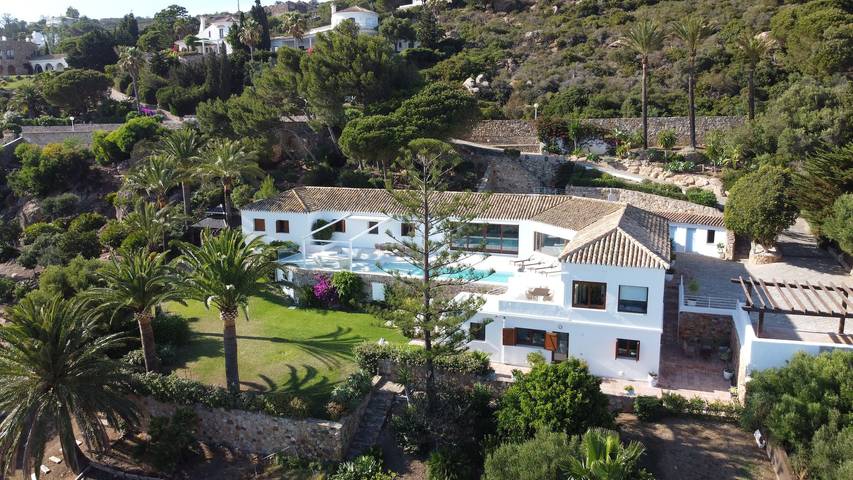 Villa 'Thecube' con vistas al mar, Wi-Fi y aire acondicionado in Playa de En Medio o de los Alemanes (Tarifa), Tarifa