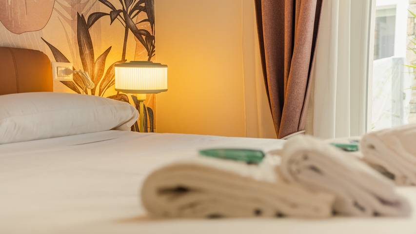 Gîte pour 4 personnes, avec piscine à Padenghe sul Garda - 2