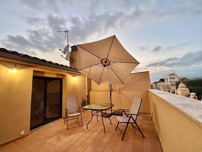 Gîte pour 7 personnes, avec vue et balcon à Figueras - 2