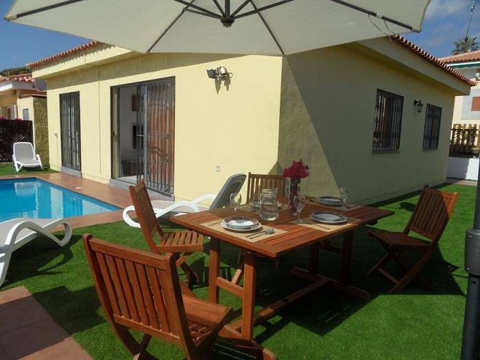 Location de vacances pour 6 personnes, avec vue sur l’océan et terrasse ainsi que jardin et piscine à Callao Salvaje - 3