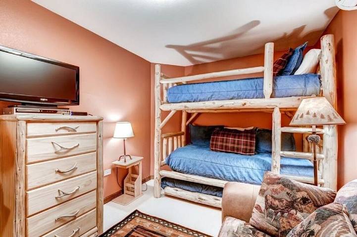 Holiday apartment for 6 people, with pool and balcony as well as hot tub - 1