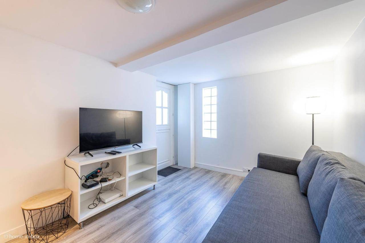 Appartement entier, Appartement spacieux 2 Ch - 2 Sdb - Proche Paris et Disneyland in Noisy-le-Grand, Seine-Saint-Denis