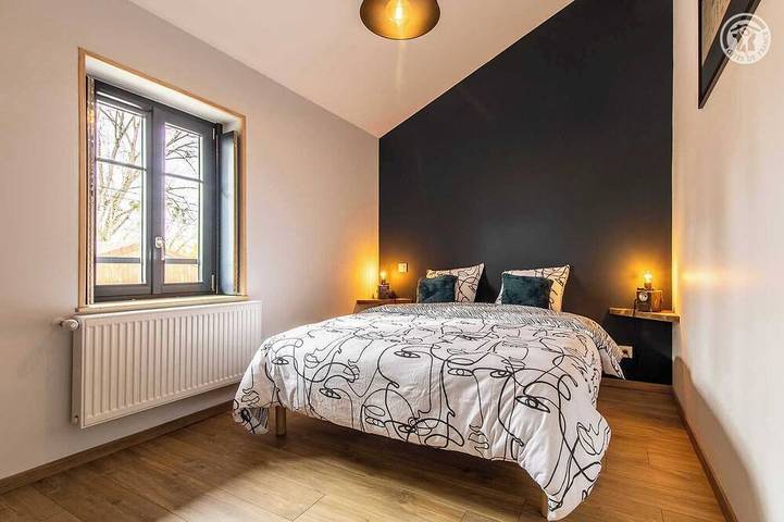 Location de vacances pour 8 personnes, avec jardin dans Montret - 3