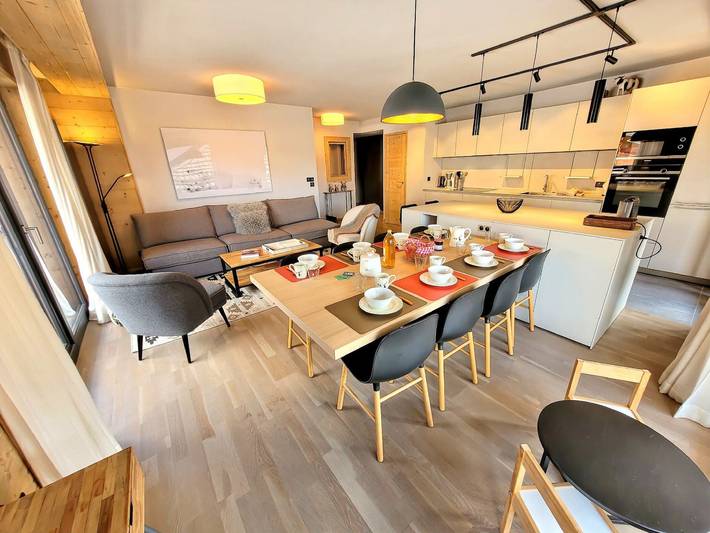 Gîte pour 8 personnes dans Office De Tourisme Des Gets - 2