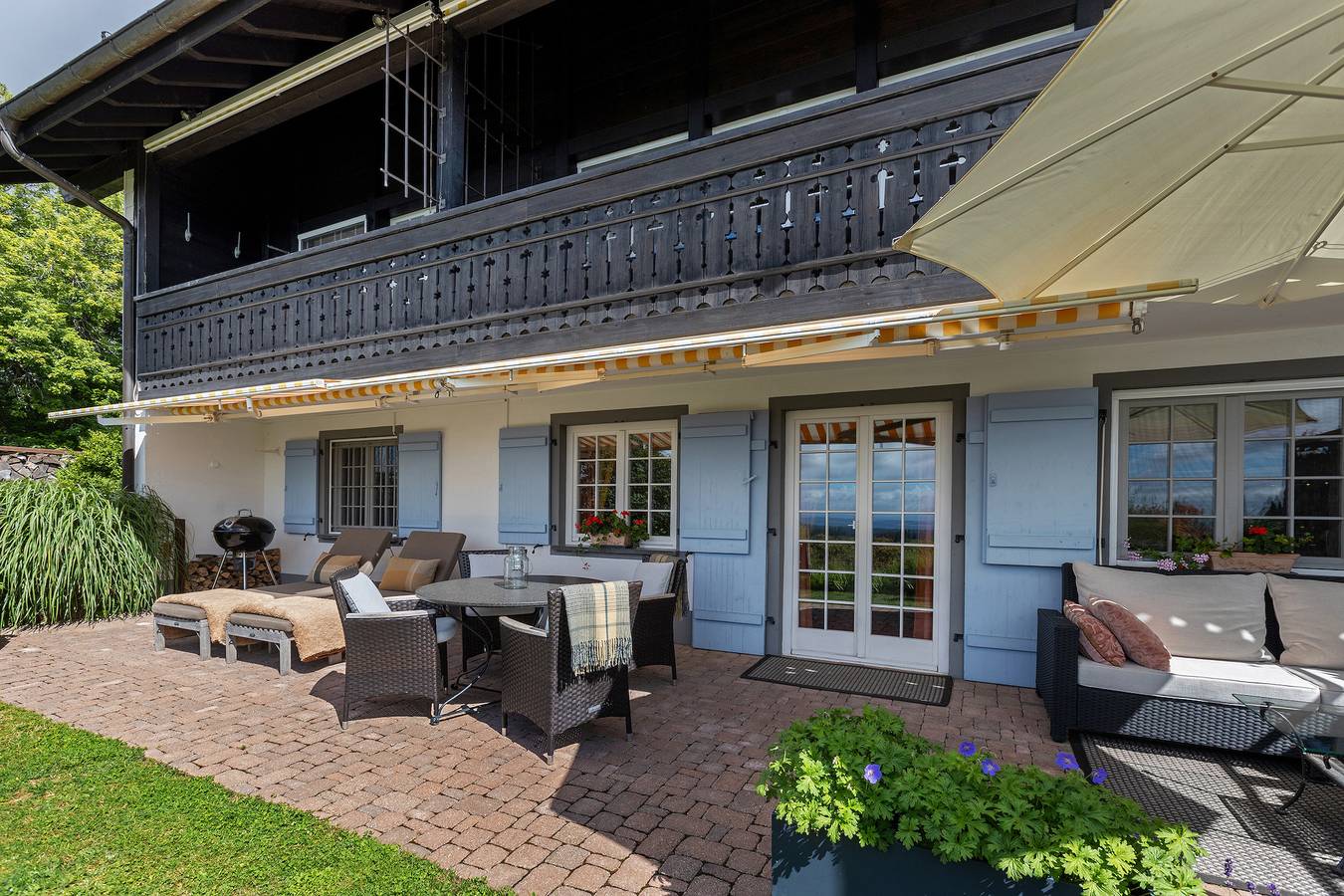 Ganze Wohnung, Ferienwohnung 'Garden Suite' mit Bergblick, privater Terrasse und Wi-Fi in Höchenschwand, Südschwarzwald