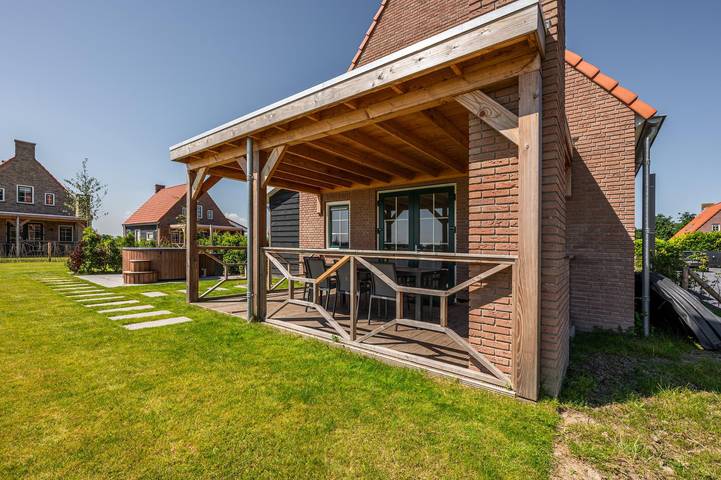 Ferienhaus für 7 Personen, mit Balkon/Terrasse und Sauna sowie Terrasse in Zeeland - 2