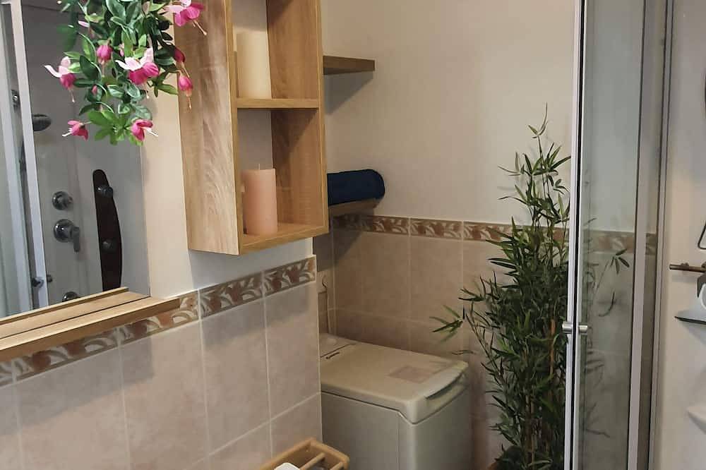 Ganze Wohnung, Studio in Gréoux-les-Bains, Regionaler Naturpark Verdon