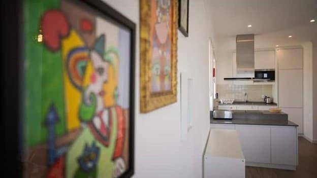 Three-Bedroom House in Praia das Maçãs, Colares