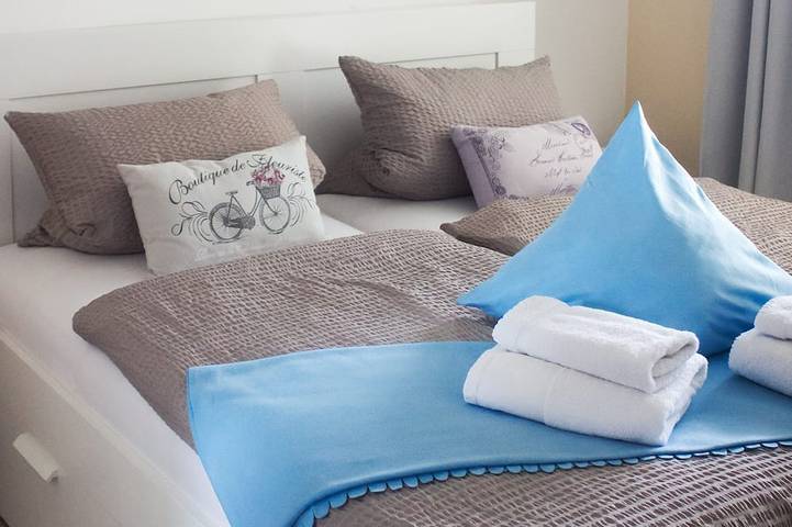 Ferienwohnung für 3 Personen, mit Balkon und Garten - 1