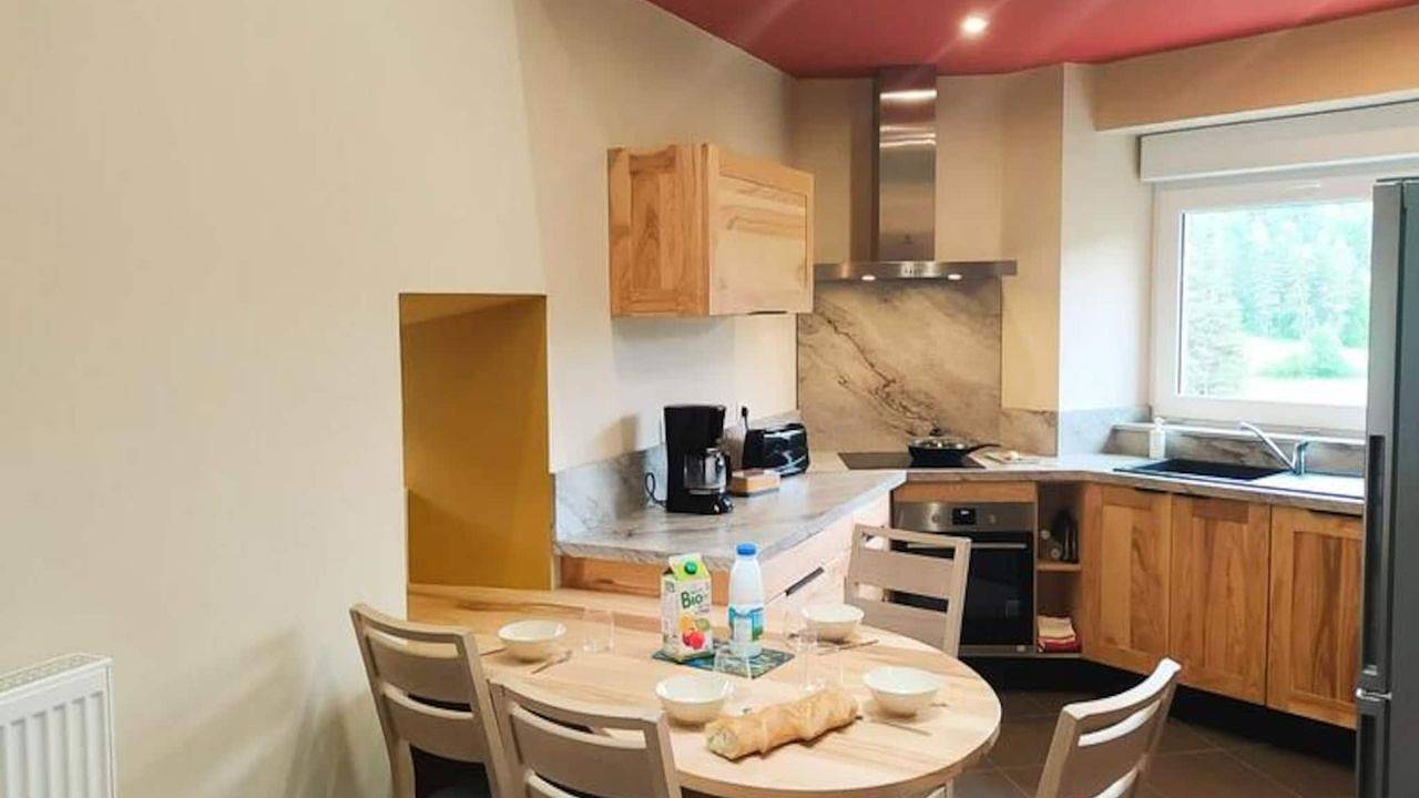 Apartamento vacacional entero, Ferienwohnung für 6 Personen (116 m²) in Le Rouchat in Rimeize, Región de Mende