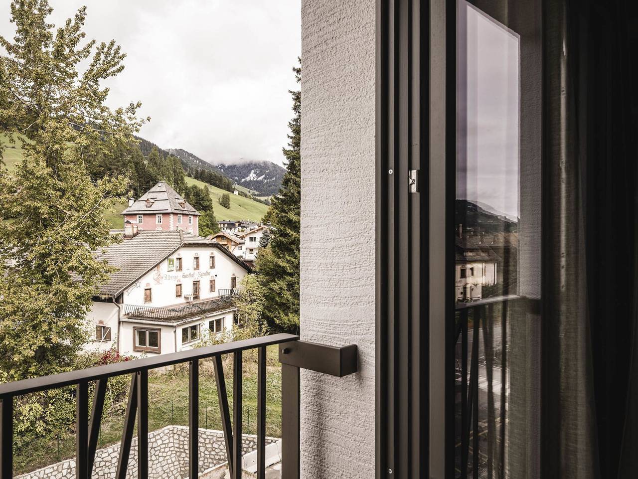 Ganze Wohnung, The Post Mountain Residence in Toblach, Südtirol