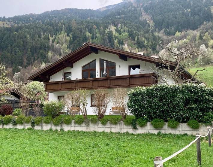 Ferienwohnung für 5 Personen, mit Terrasse und Garten sowie Ausblick in Zams - 2