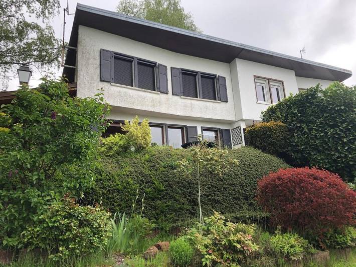 Ferienhaus für 4 Personen, mit Terrasse und Garten sowie Ausblick