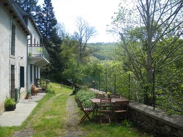 Gîte pour 5 personnes dans le Cantal