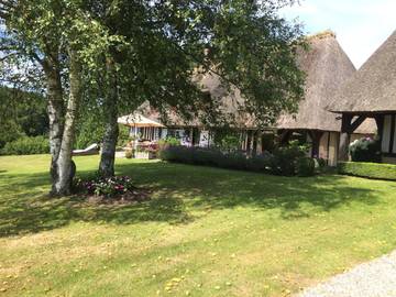 Cottage pour 8 personnes, avec terrasse ainsi que vue et piscine dans Saint-Benoît-d'Hébertot
