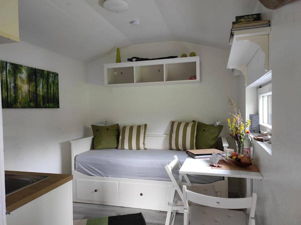 Casa Foresta - minimalistisches 1-Raum Tiny House direkt am Wald in Wingst, Cuxland