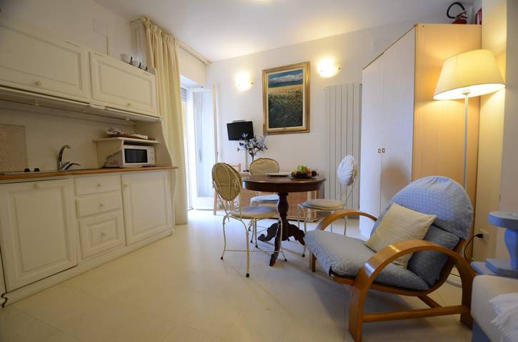 Studio für 3 Personen, mit Balkon in Italienische Riviera - 4