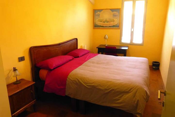 Entire apartment, Each window is a painting in the heart of Perugia. in Perugia, Perugia Province