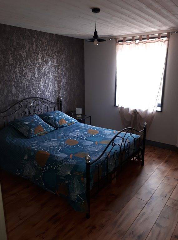 Gîte pour 6 personnes, avec terrasse et jardin dans Parc Naturel Régional Livradois-Forez - 4