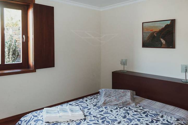 Casa de Campo com piscina, jacuzzi e campo de jogos in Alvarenga, Distrito de Aveiro
