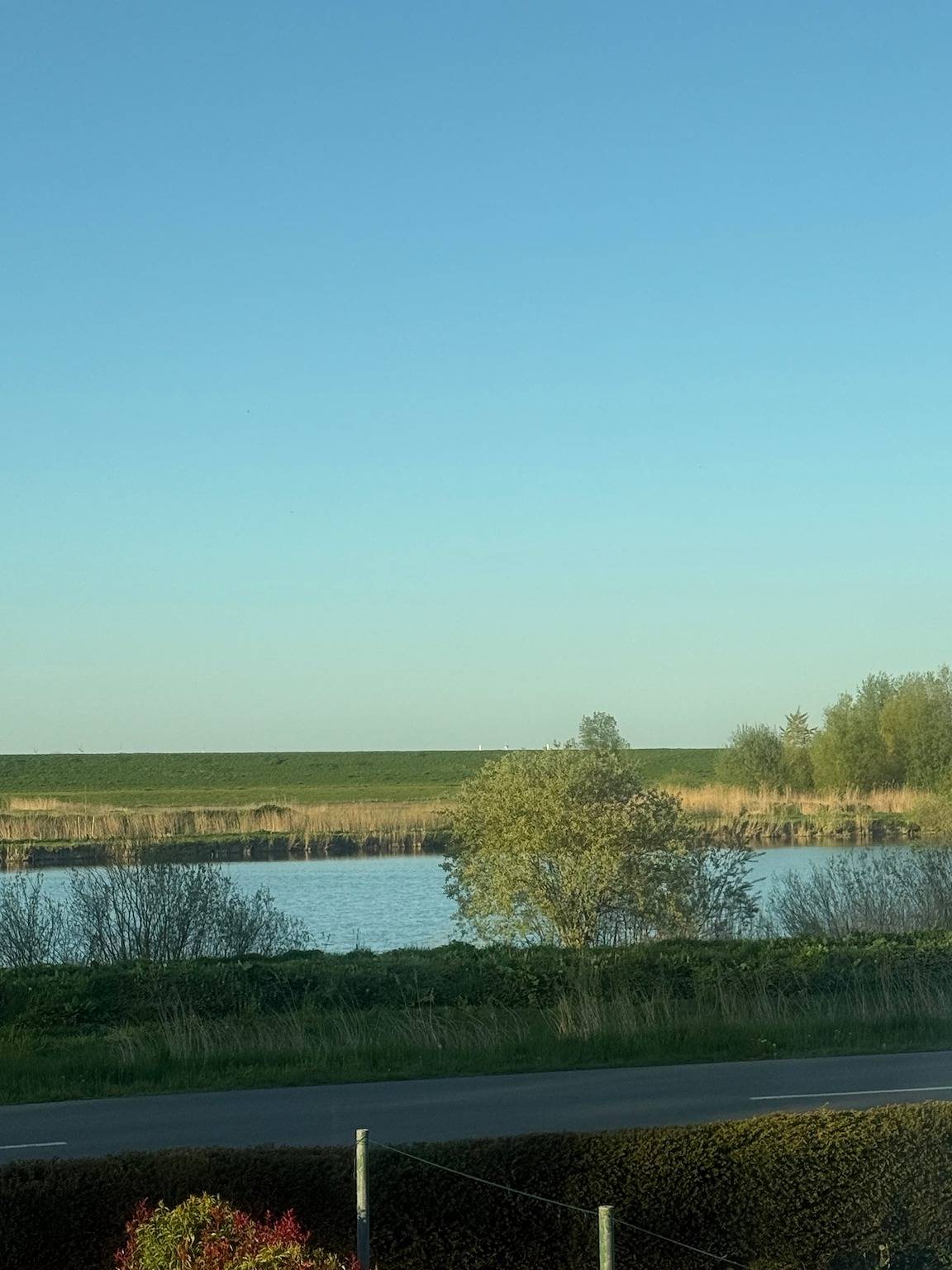 Ganze Ferienwohnung, Ferienwohnung mit Seeblick 2 in Ditzum, Ostfriesland
