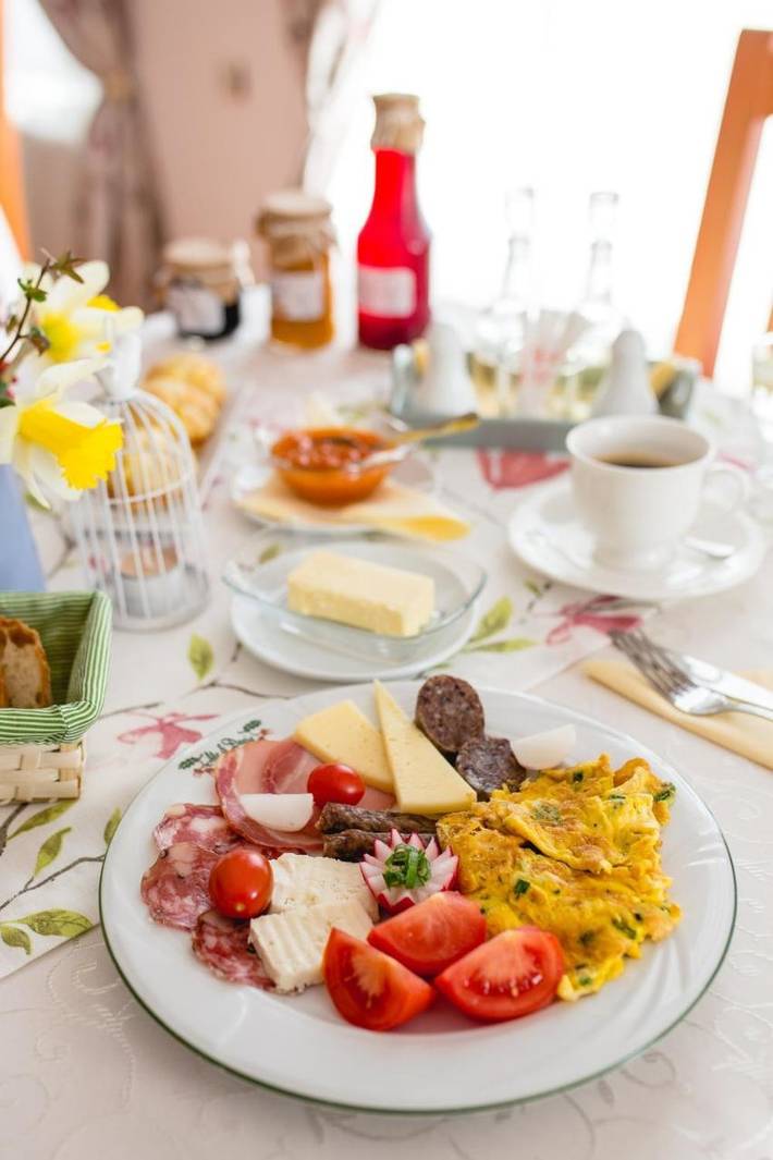 Location de vacances pour 4 personnes, avec jardin ainsi que vue et terrasse à Alba (Romania) - 3