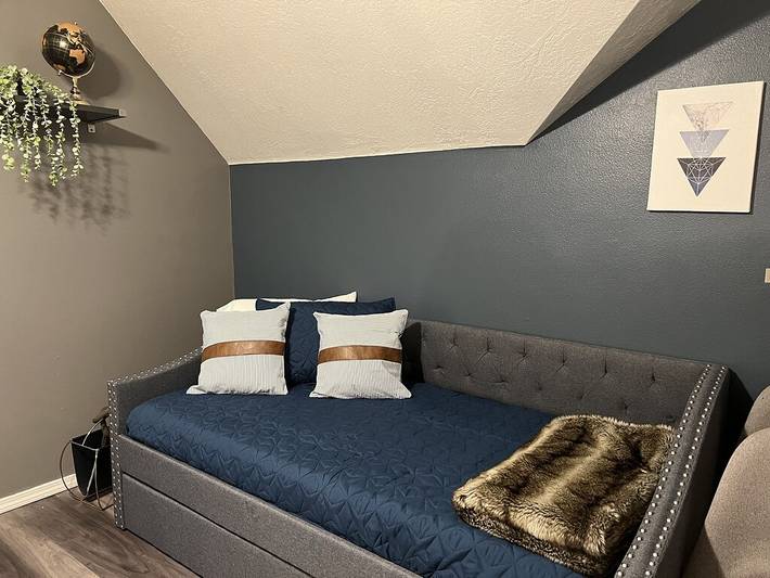 Vacation rental for 2 people, with yard, with pets in Salem (OR)