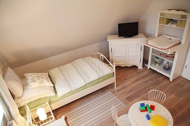 Ferienhaus für 6 Personen, mit Sauna und Garten in Neßmersiel - 4