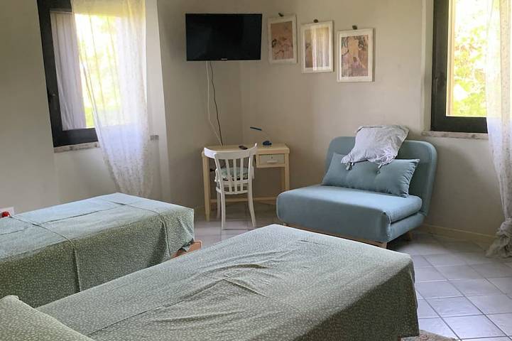 Farmhouse from the 700 immersed in the tranquility of the Molise countryside in Larino, Campobasso Provinz