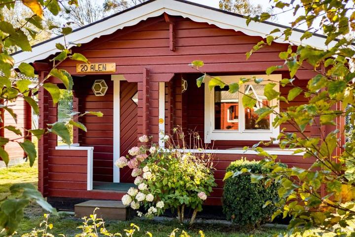 Camping für 4 Personen, mit Terrasse und Garten in Halland