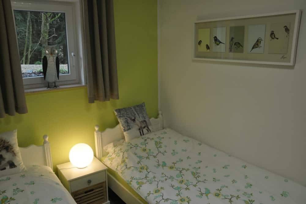 Esclusiva casa per le vacanze nel Rhön con foresta, vacanze con cane e famiglia in Hilders, Rhön-Hessen