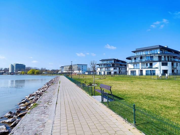 Ferienwohnung für 6 Personen, mit Ausblick und Seeblick sowie Terrasse in Keszthely - 4