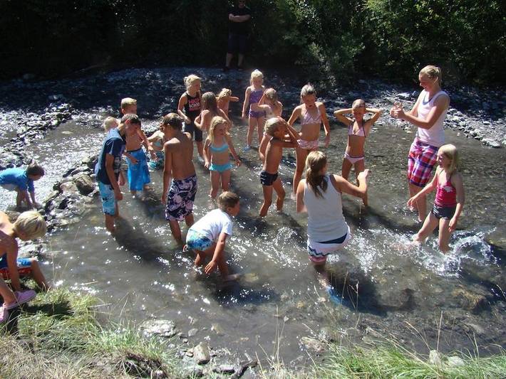 Tente pour 4 personnes, avec piscine et jardin dans les Alpes-de-Haute-Provence - 3