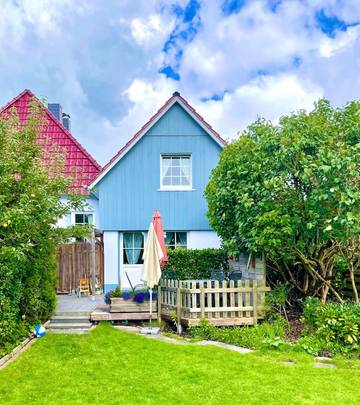 Ferienhaus für 4 Personen, mit Garten in Burhave