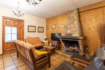 Casa Rural para 26 Personas en La Serna del Monte, Provincia de Madrid, Foto 2