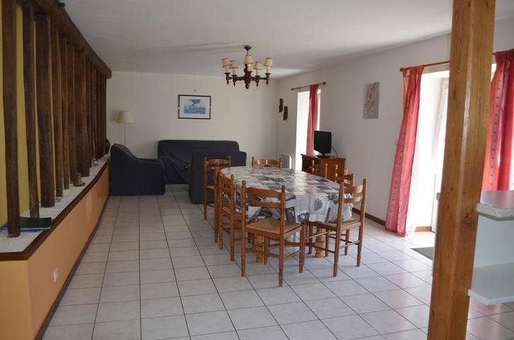 Chambre d’hôte pour 2 personnes, avec vue et jardin dans Saint-Amand-Montrond - 2
