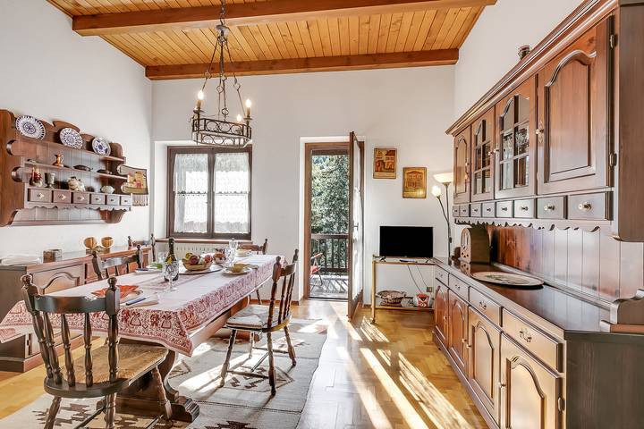 Appartamento intero, Appartamento Apapa House with Balconies in Cesana Torinese, Via Lattea