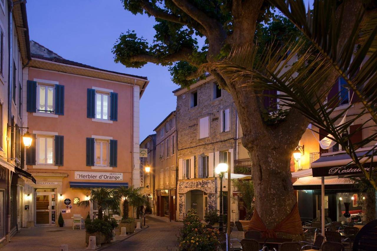 Hôtel L'Herbier d'Orange - Accueil Vélo in Orange, Vaucluse