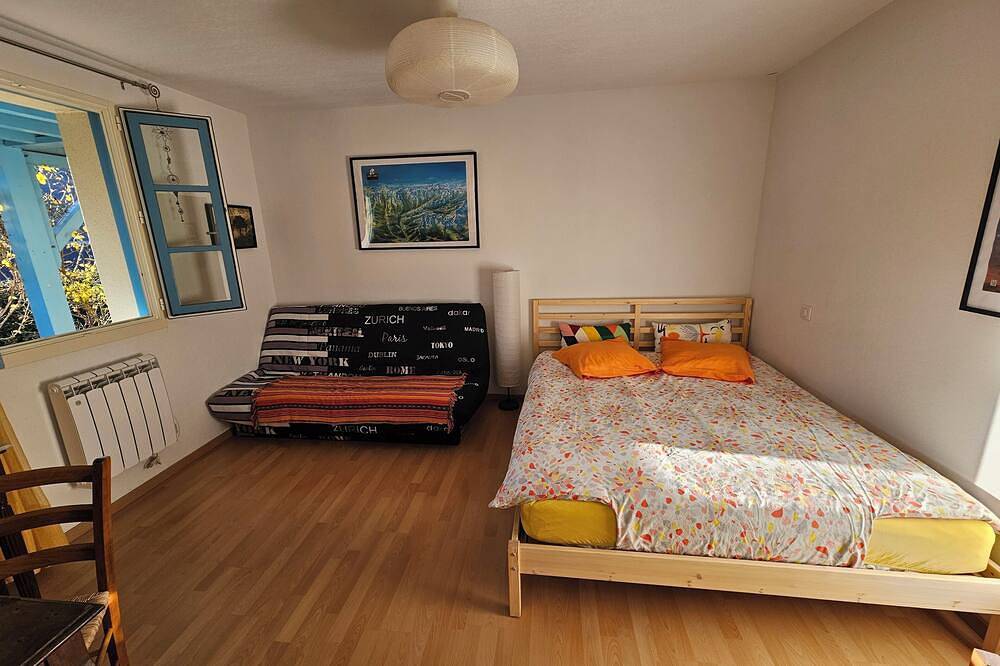 Hautes Pyrénées, St Lary-Soulan 1 or 2 bedrooms for 2/4p.  in private house in Vignec, Pyrenees National Park