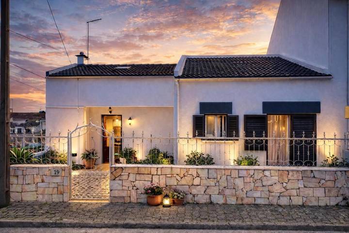 Casa de férias para 8 pessoas, com vista e jardim, com animais de estimação em Corroios