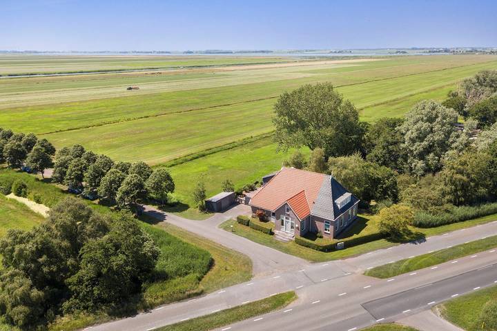Ferienhaus für 17 Personen, mit Garten und Sauna sowie Whirlpool und Terrasse in Friesland