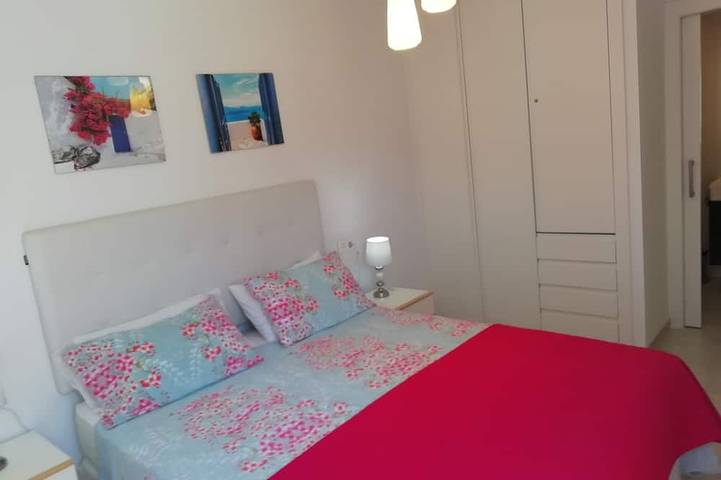 Entire apartment, Luxury 2 Bed Penthouse Apartment, Prime Location, Only 700 Metres From The Beach in San Pedro del Pinatar, Costa Cálida