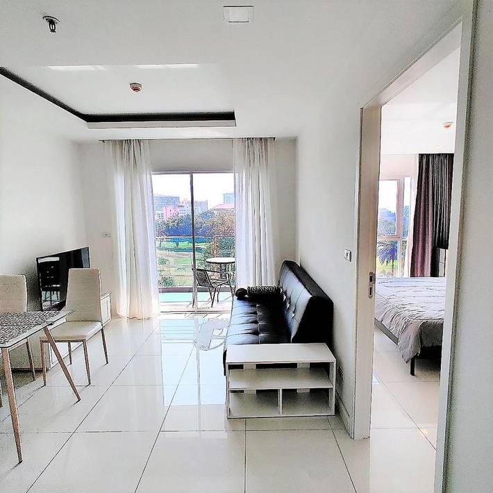 Vakantiewoning voor 3 personen, with uitzicht and balkon as well as sauna and zwembad in Pattaya