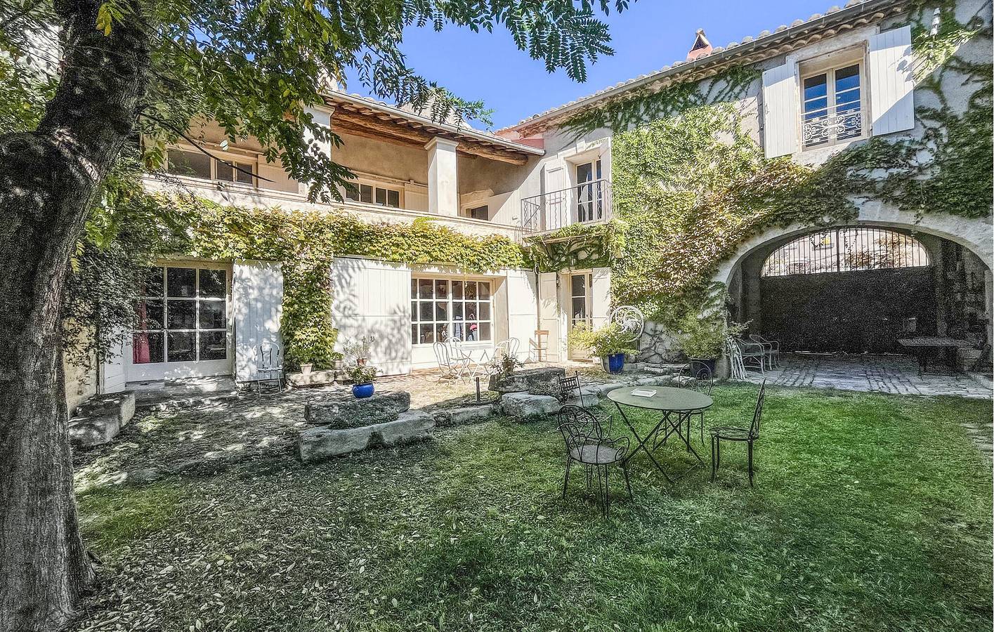 Modernes Apartment mit Pool, WLAN und Parkplatz | 2 km bis Boissières in Nages-et-Solorgues, Nimes und Umgebung