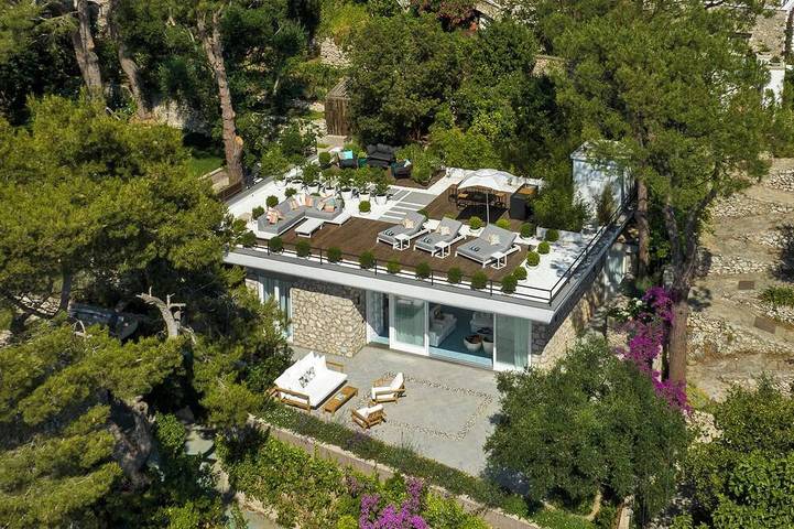 Villa für 6 Personen, mit Whirlpool und Garten sowie Balkon in Capri