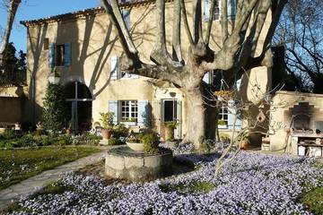 Cottage pour 4 personnes, avec jardin ainsi que terrasse et piscine à Villeneuve-lès-Avignon