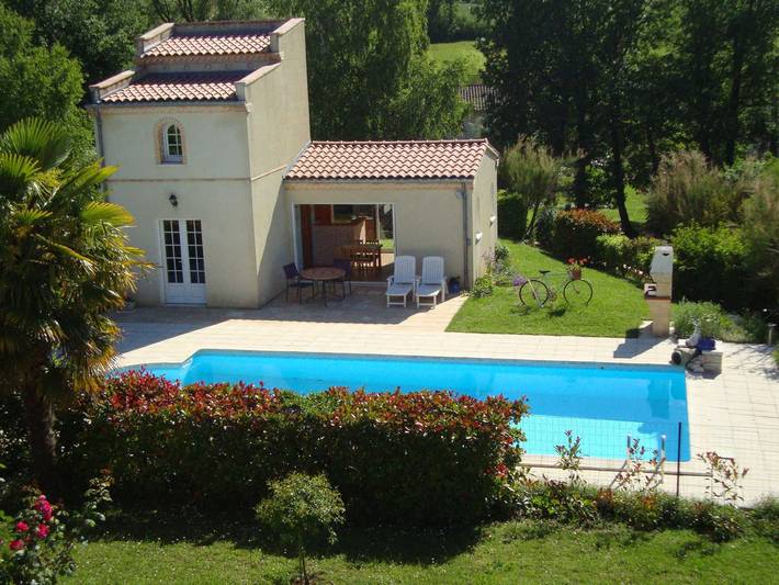 Gîte für 2 Personen, mit Terrasse und Garten sowie Pool am Tarn