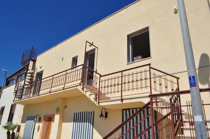 Gîte pour 3 personnes, avec vue dans Macari - 3